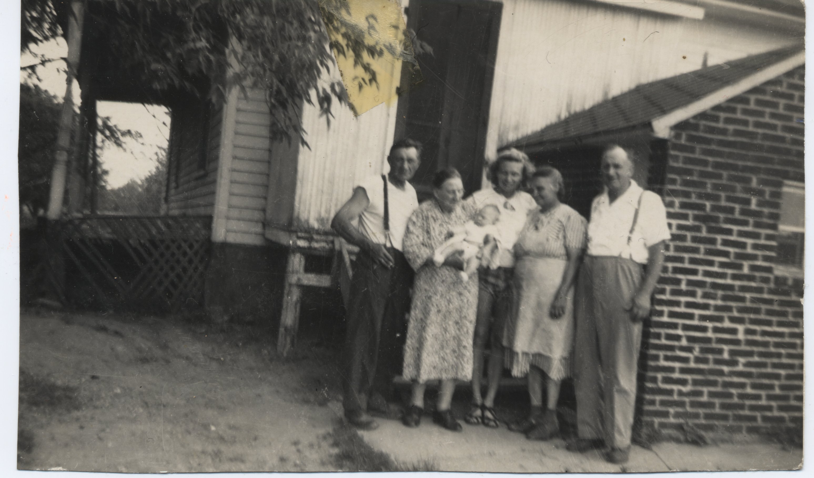 4 Generations: Walter Lasecki, Michalina Dych holding Michael Klauke, Gladys Klauke, Helen Lasecki, Tony Lasecki. 1949.