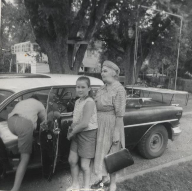 Helen Moraniec Lasecki with grandchildren Rumson NJ circa 1964 